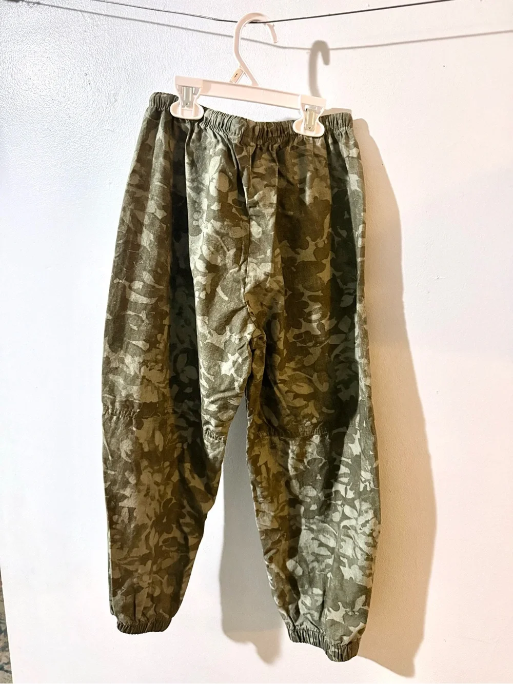 GAP Kids Olive Green Floral Cargo Jogger Pants